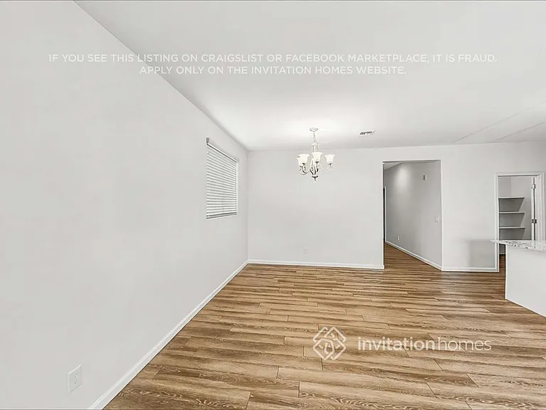17950 W Tina Ln — Photo 5