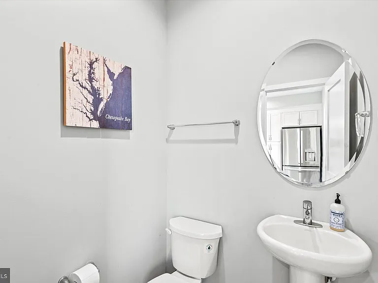221 Wilder Ave — Photo 14