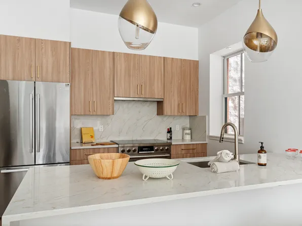 193 22nd Street image 5 of 13