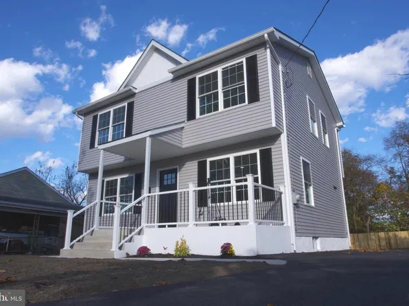 255 Elizabeth Ave, Paulsboro, NJ 08066