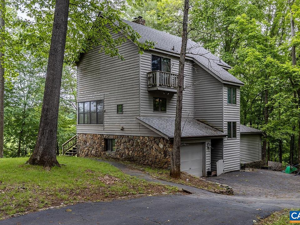 1st image of 133 Deer Run