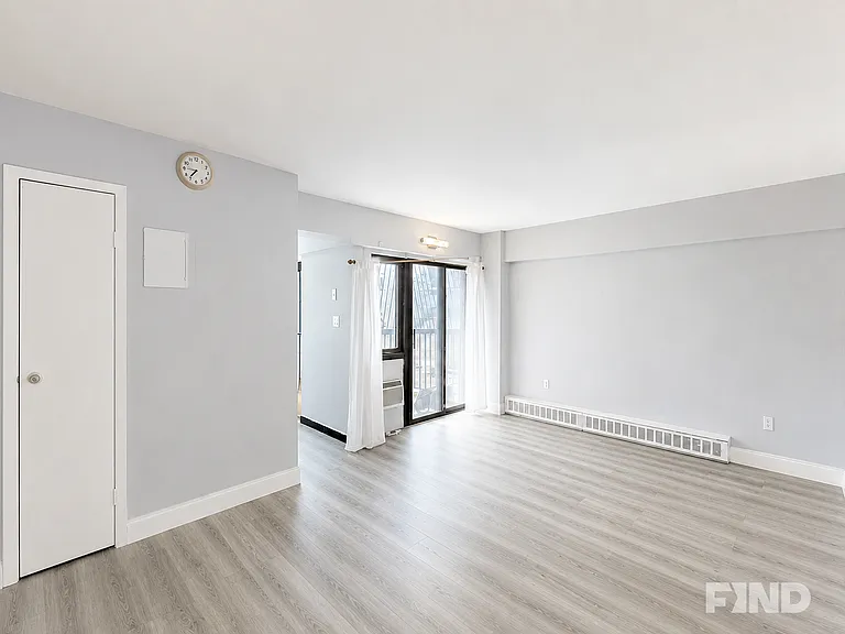 135 Division St #5 — Photo 1