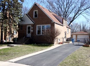 18419 Cowing Ct, Homewood, IL 60430