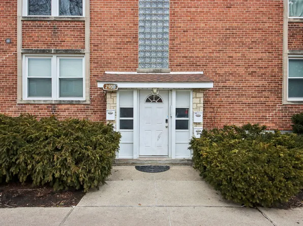 2900 W Glenlake Ave, Chicago, IL 60659