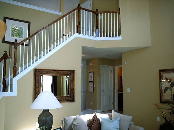 THE DECORATED MODEL-The Splendid open rail is standard.