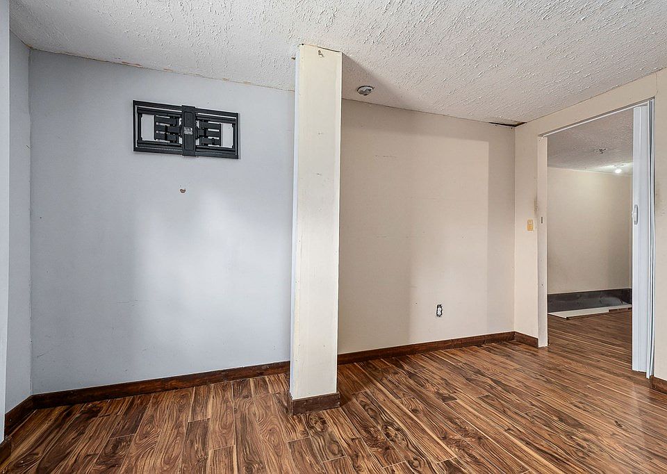 43rd image of this home