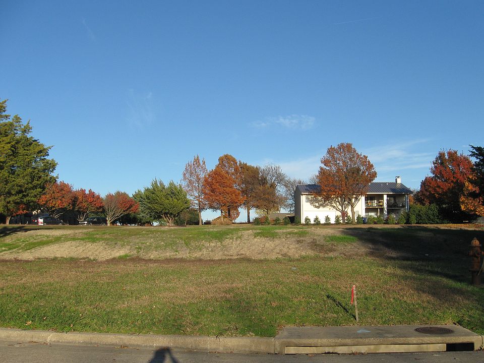 1st image of 209 James Dr