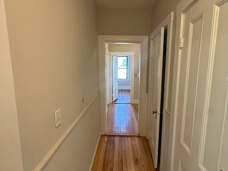 38 Walnut St #4 — Photo 22