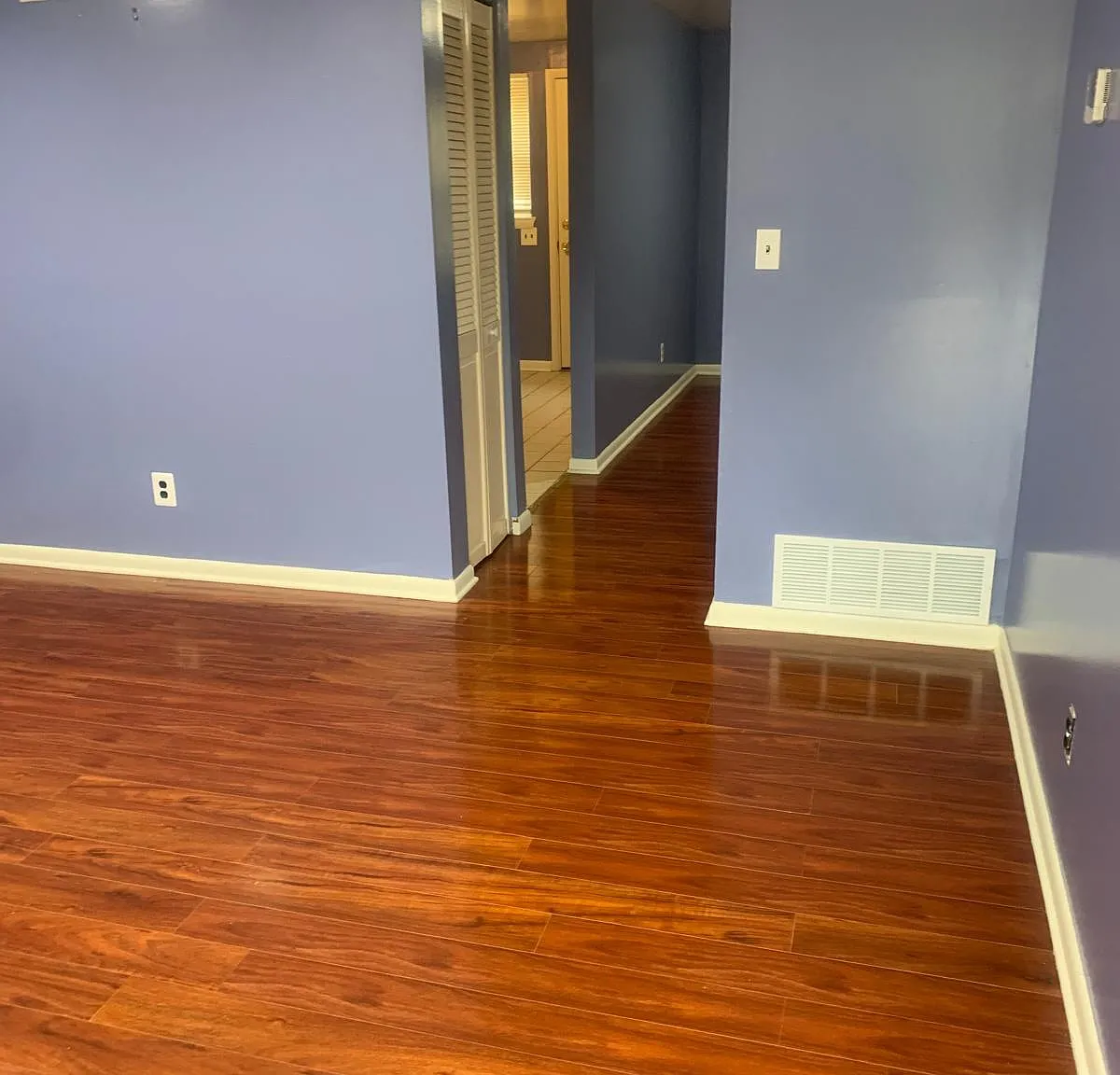 3 bed, 983 sqft, $1,600 — Photo 4