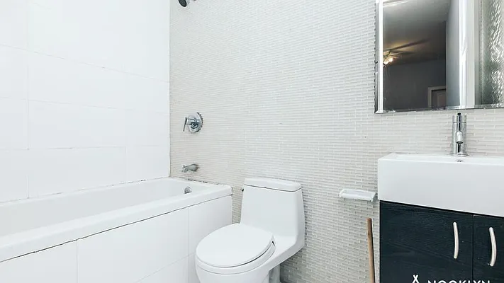 Rented by Nooklyn NYC LLC | media 35