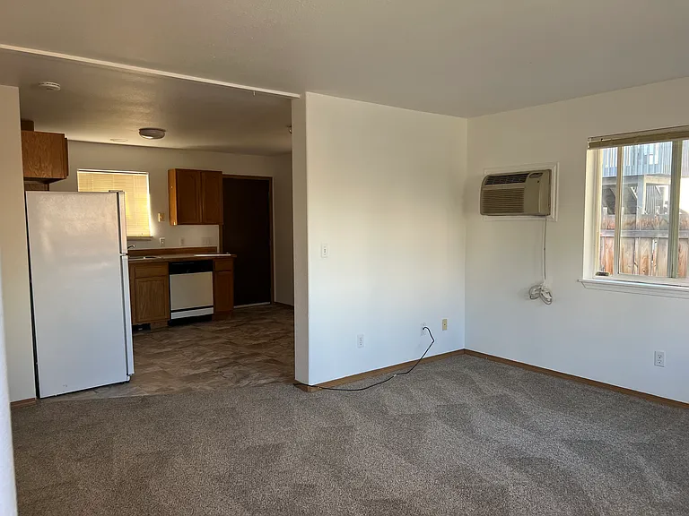 2211 N Airport Rd #4 — Photo 19