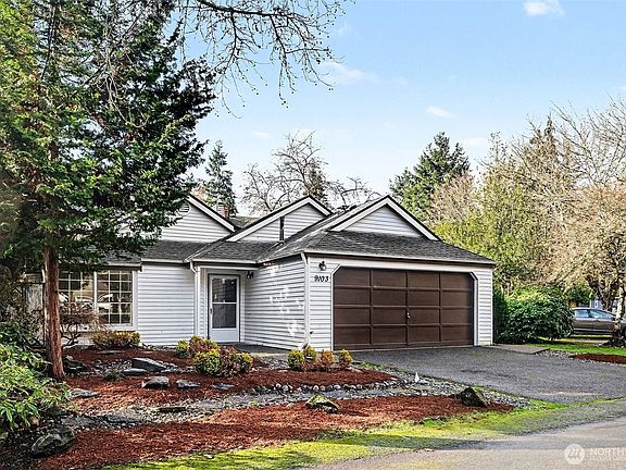 2nd image of 9103 183rd Avenue NE