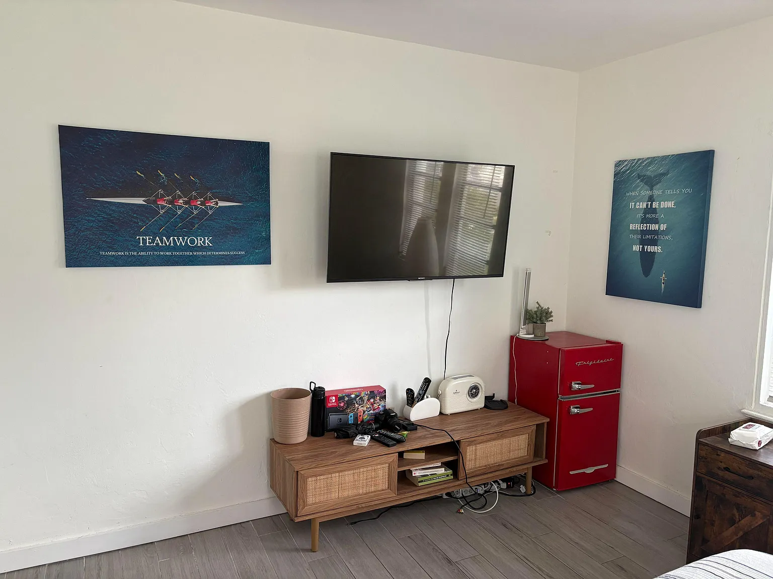 3 bed, 1.0 bath, 1500 sqft, $1,797 — Photo 1