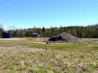 25 Hillside Ests #16, Saint George, NB E5C3S4