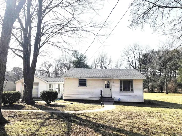 56759 Sundown Rd, South Bend, IN 46619