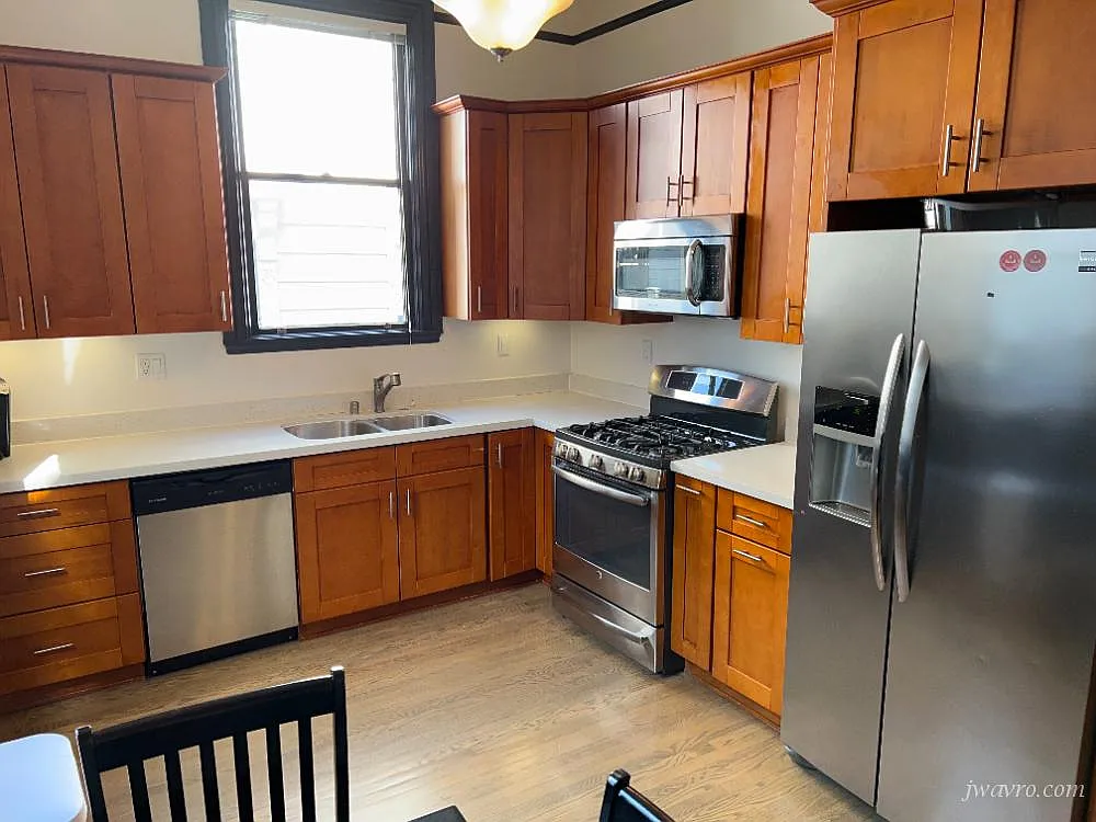 1738 Filbert St photo 1