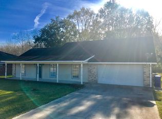 725 Kem St, Patterson, LA 70392