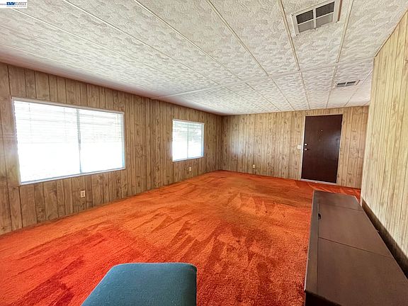 4th image of 29000 Guildhall Rd