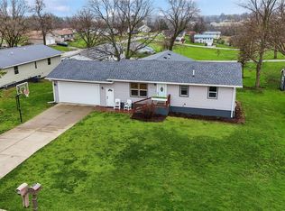 811 NE 10th St, Leon, IA 50144
