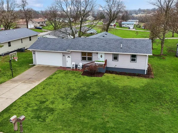 811 NE 10th St, Leon, IA 50144