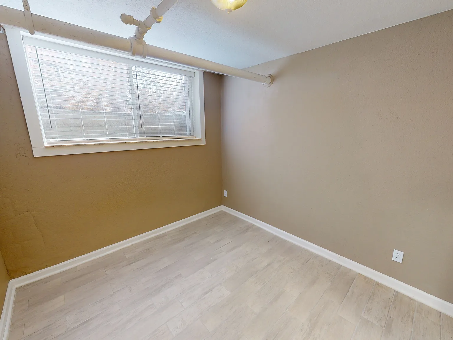 1 bed, 600 sqft, $895 — Photo 4
