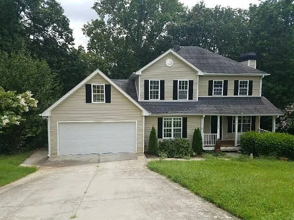 687 Philadelphia Dr