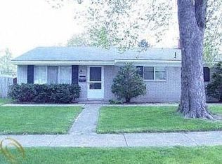 5672 Colonial St, Dearborn Heights, MI