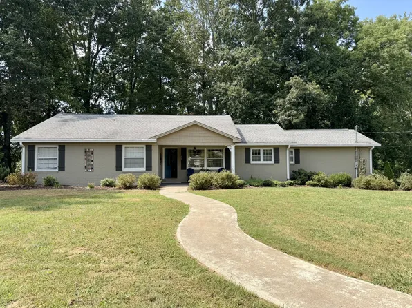 706 Westwood Dr, McMinnville, TN 37110