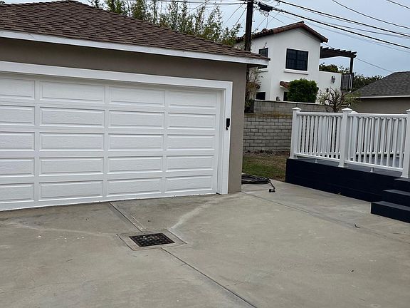 2 Car garage with washer and dryer