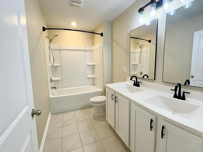 1053 Laurens Mill Dr — Photo 6