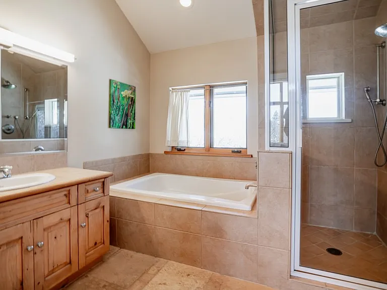 2310 Juniper Hill Dr — Photo 9