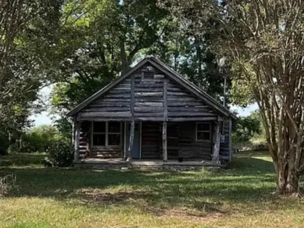 226 Baker Dr, Fyffe, AL 35971