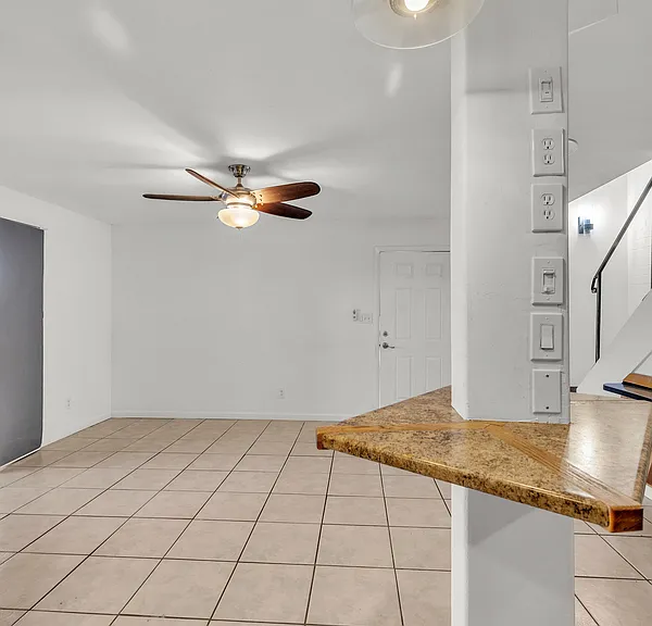 4439 E Wood St — Photo 7