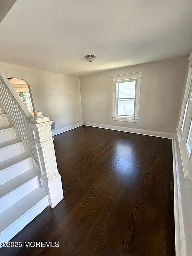 2 bed, 920 sqft, $2,800 — Photo 2