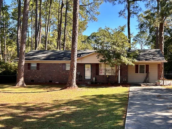 2413 Belmont Ave, Tifton, GA 31794