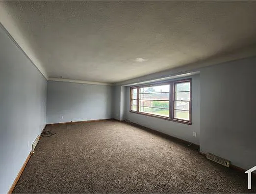 665 Babbitt Rd #UP — Photo 3