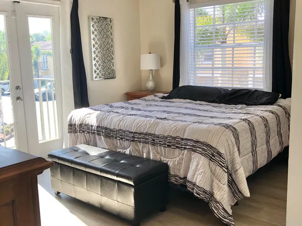 1130 Lake Shore Drive #206, Lake Park, FL 33403