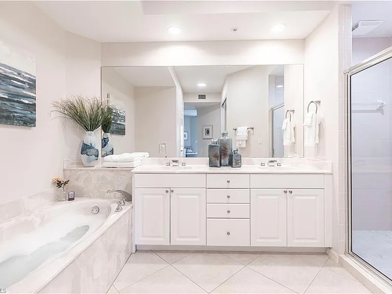 410 Flagship Dr #302 — Photo 14