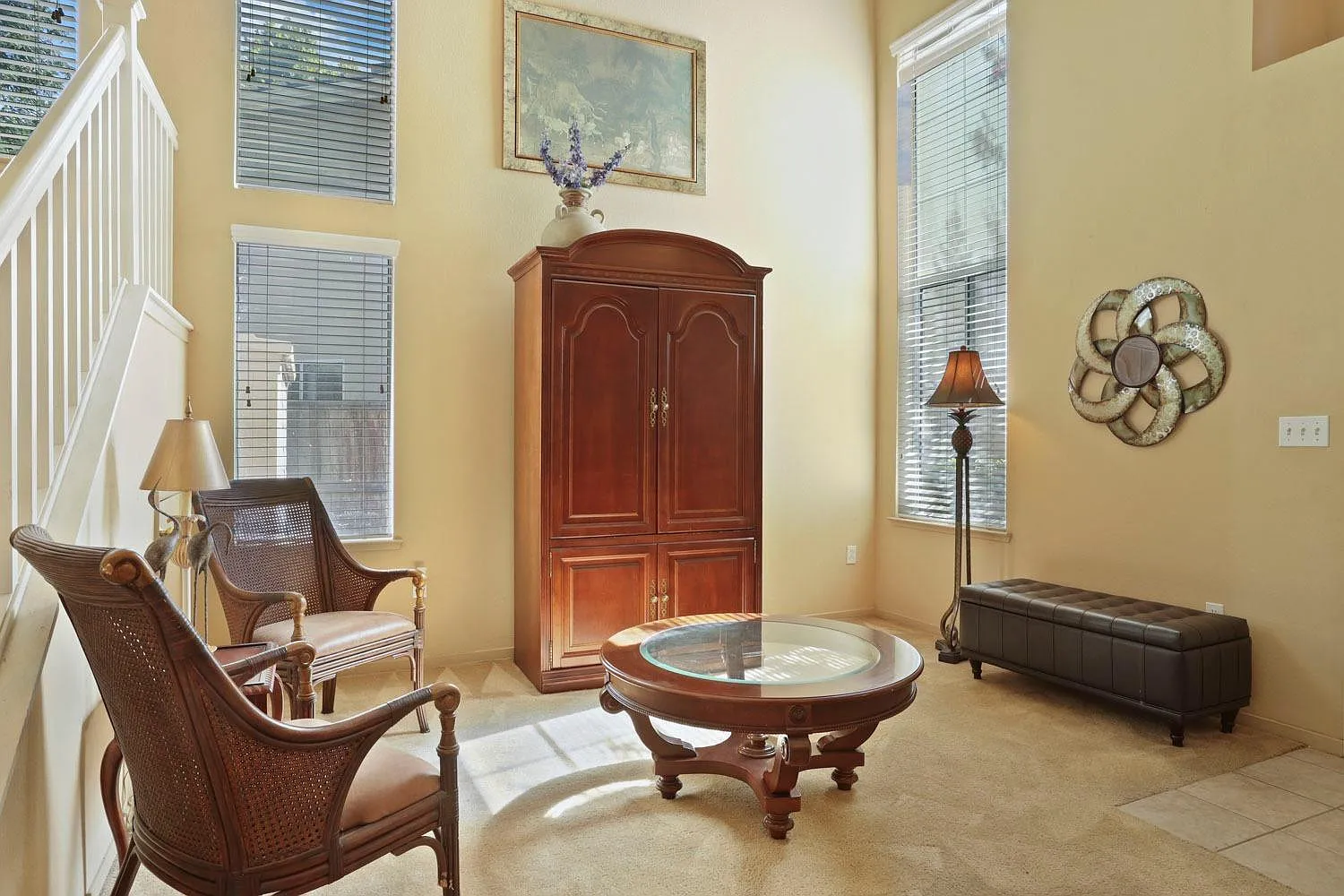 3 bed, 1926 sqft, $2,695 — Photo 3