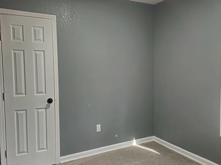 3001 Kensington Ave — Photo 14