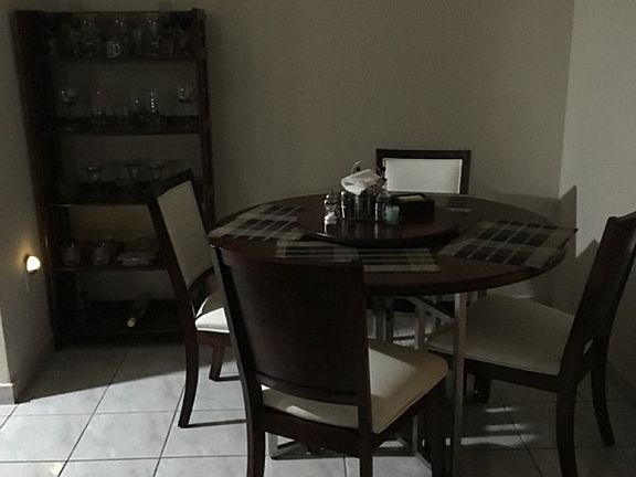 3rd image of 927 NE 199th St APT 206