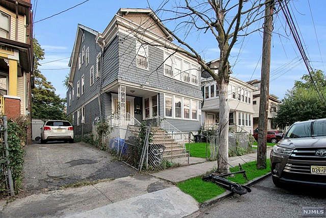 1st image of 870 S 20th St #872