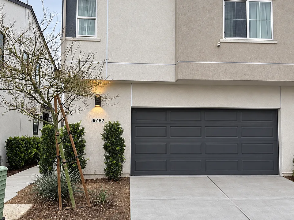 35182 Blossom Pl