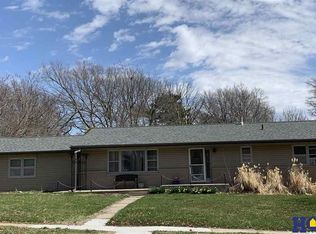 1740 N 68th St, Lincoln, NE 68505