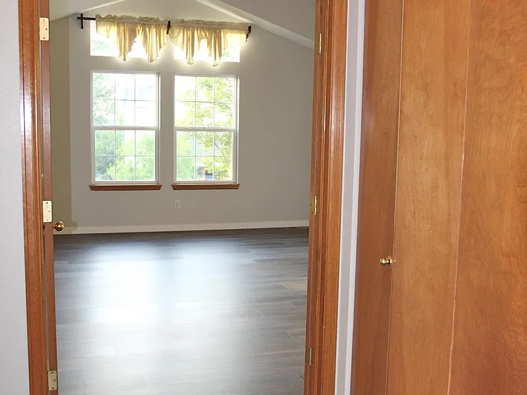 Primary suite has double door entry!