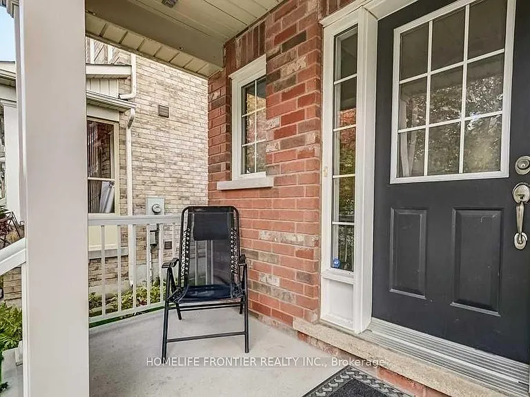 127 Alfred Smith Way — Photo 3