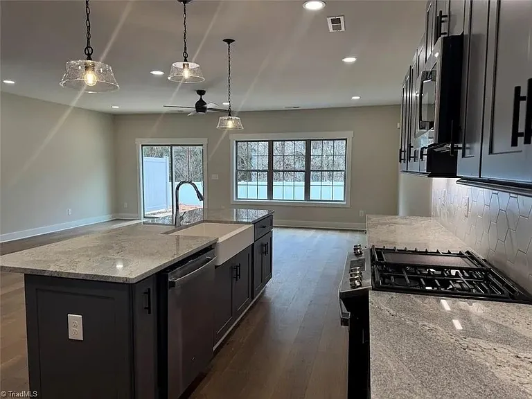 264 Lewisville Clemmons Rd — Photo 6