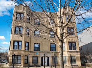 2102 N Central Park Ave #1, Chicago, IL 60647