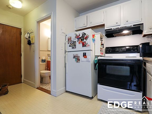 4th image of 130 Emerson St APT 22