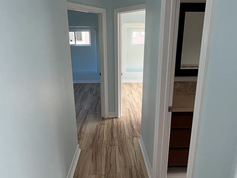 1907 Speyer Ln — Photo 22